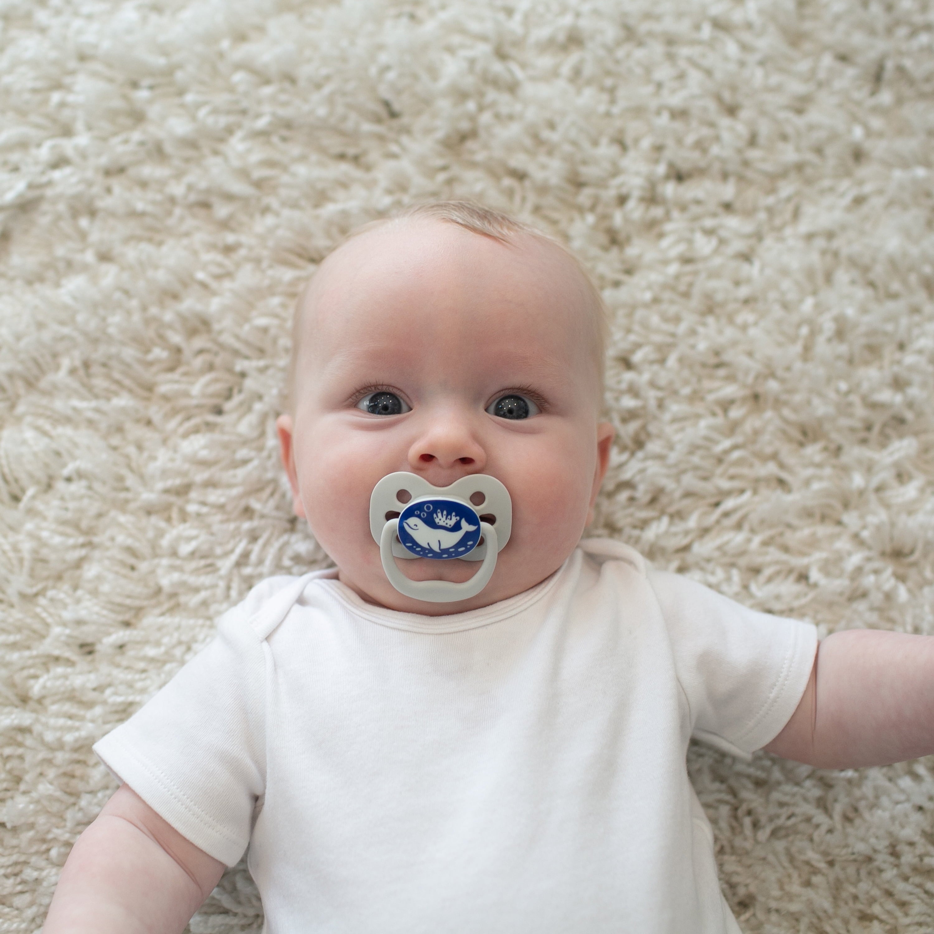 Advantage Baby Pacifier, Fully Symmetrical, Silicone Bulb, 0-6M, BPA Free, Sunrise/Glow, 4 Pack